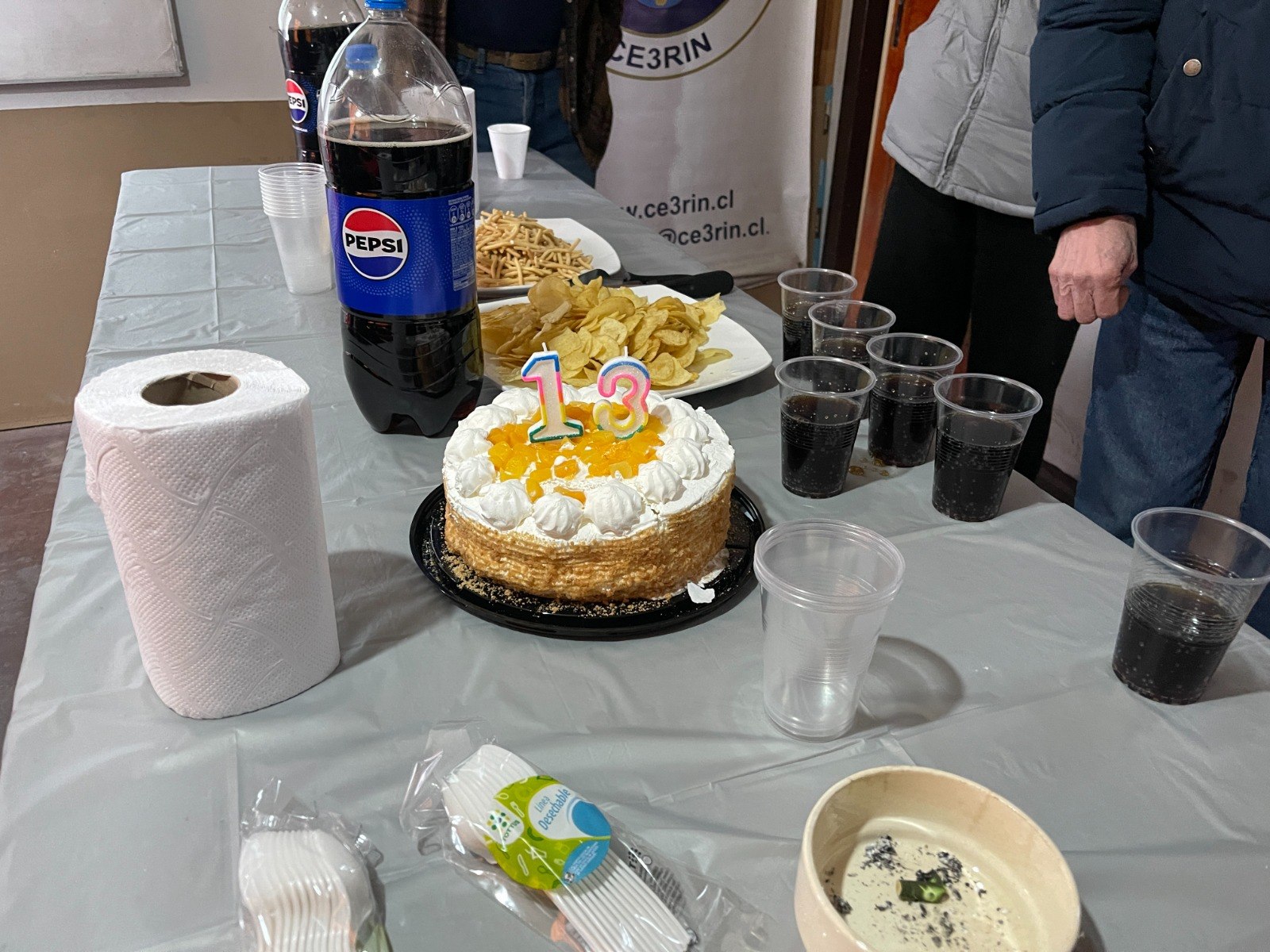 La torta preparada para celebrar este nuevo aniversario del Radio Club.